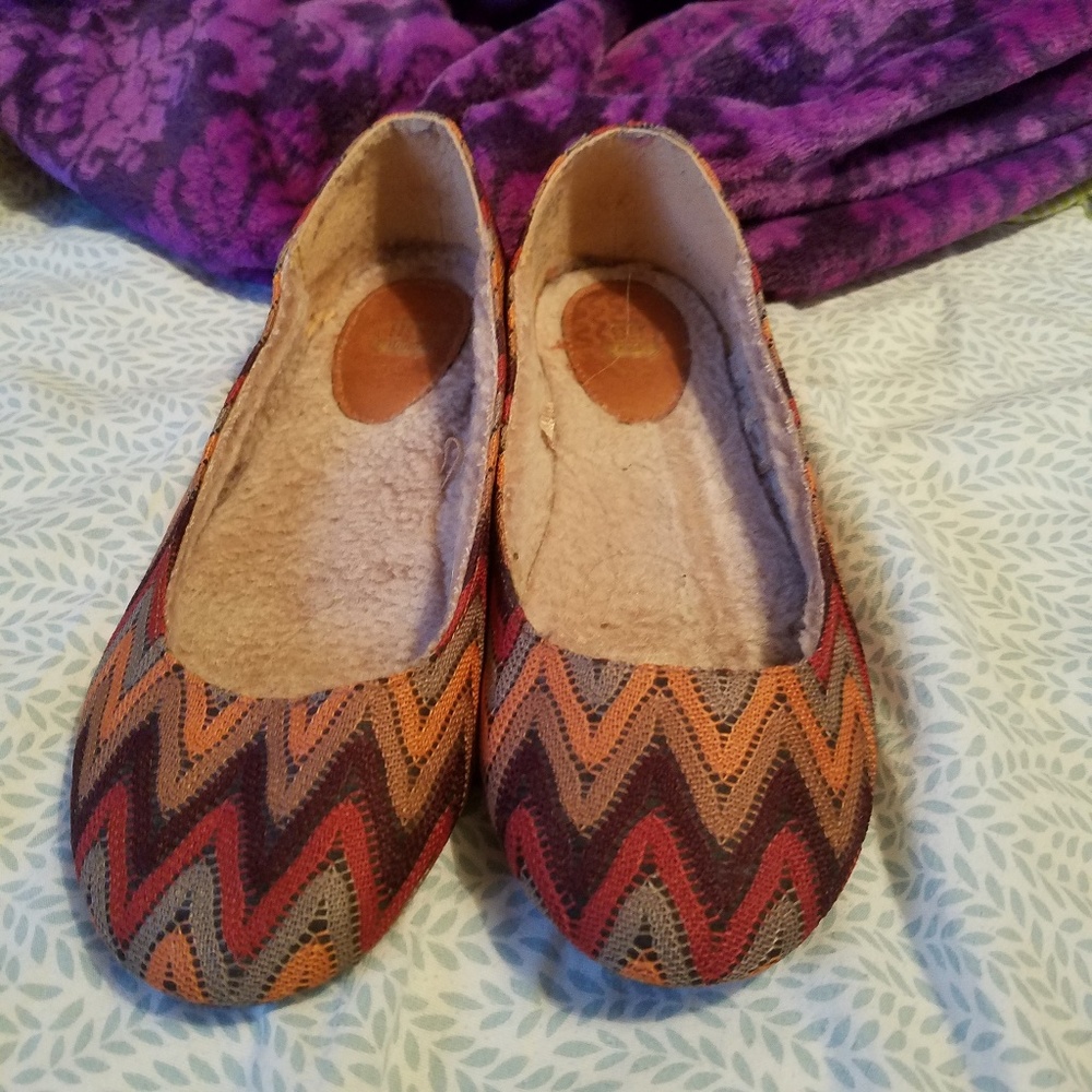 Fuzzy Zig-Zag Flats